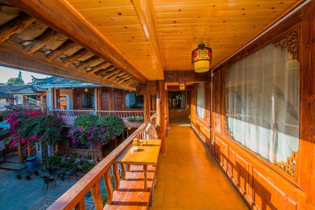 Lijiang Rongyi Homestay Екстер'єр фото