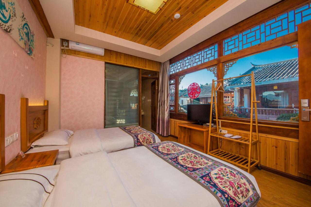 Lijiang Rongyi Homestay Екстер'єр фото