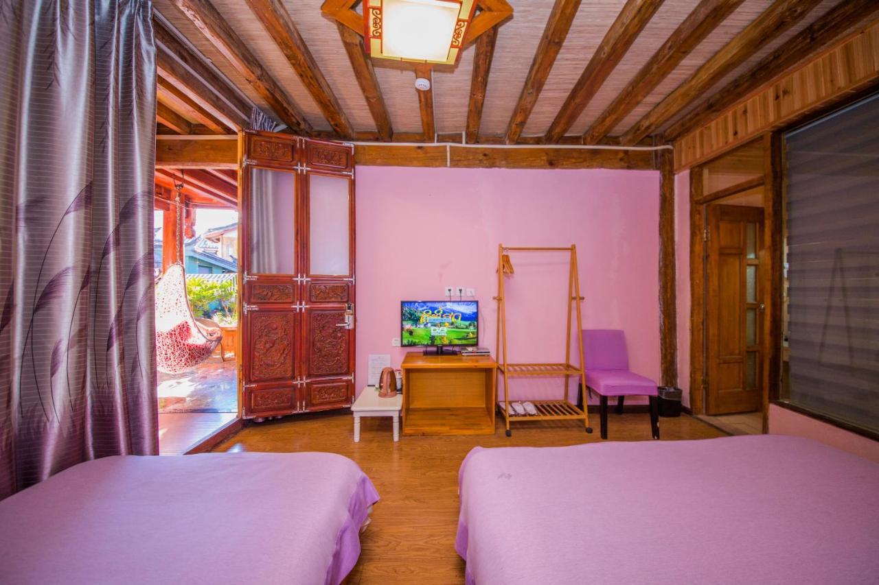 Lijiang Rongyi Homestay Екстер'єр фото